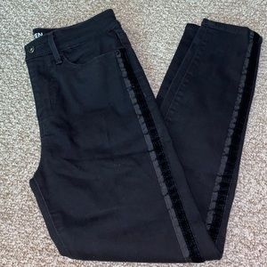 Levi’s Denizen jeans